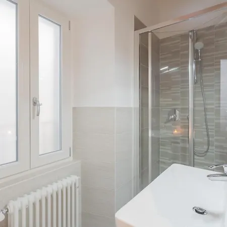 Pozzo Vertical With Garden And Parking By Rent Apartmán *